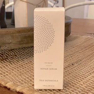 True Botanicals repair serum full size